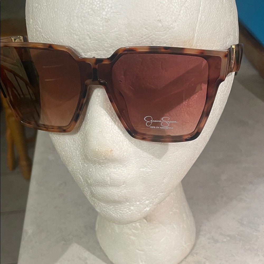 Jessica Simpson Tortoise Shell Sunglasses